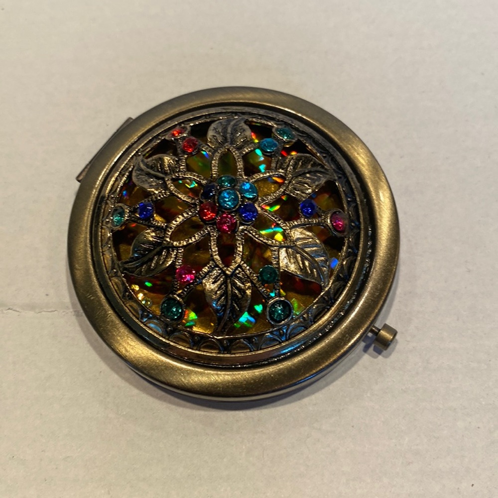NWOT Brass Double Mirror Compact, Raised Jeweled Design with Flower